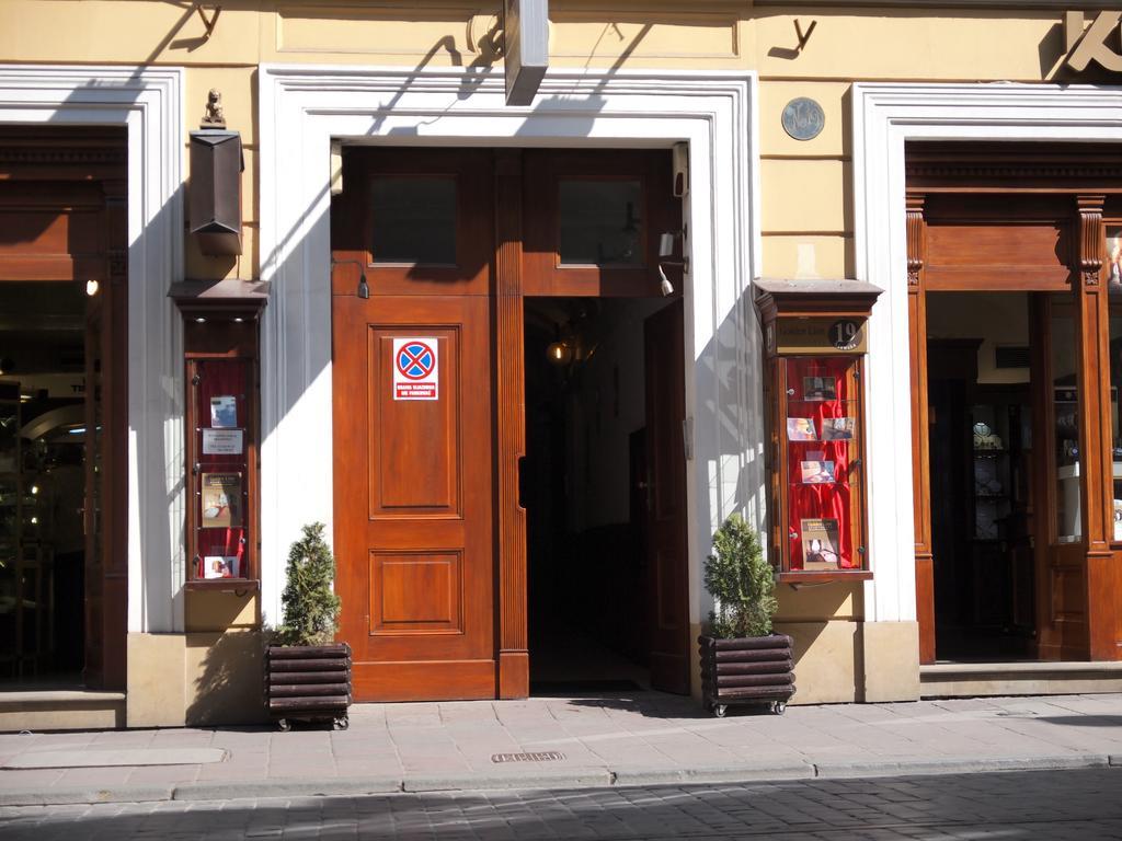 Hotel apartamentowy Golden Lion Guest Szewska 19 Kraków