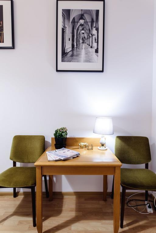 Hotel apartamentowy Golden Lion Guest Szewska 19 3*
