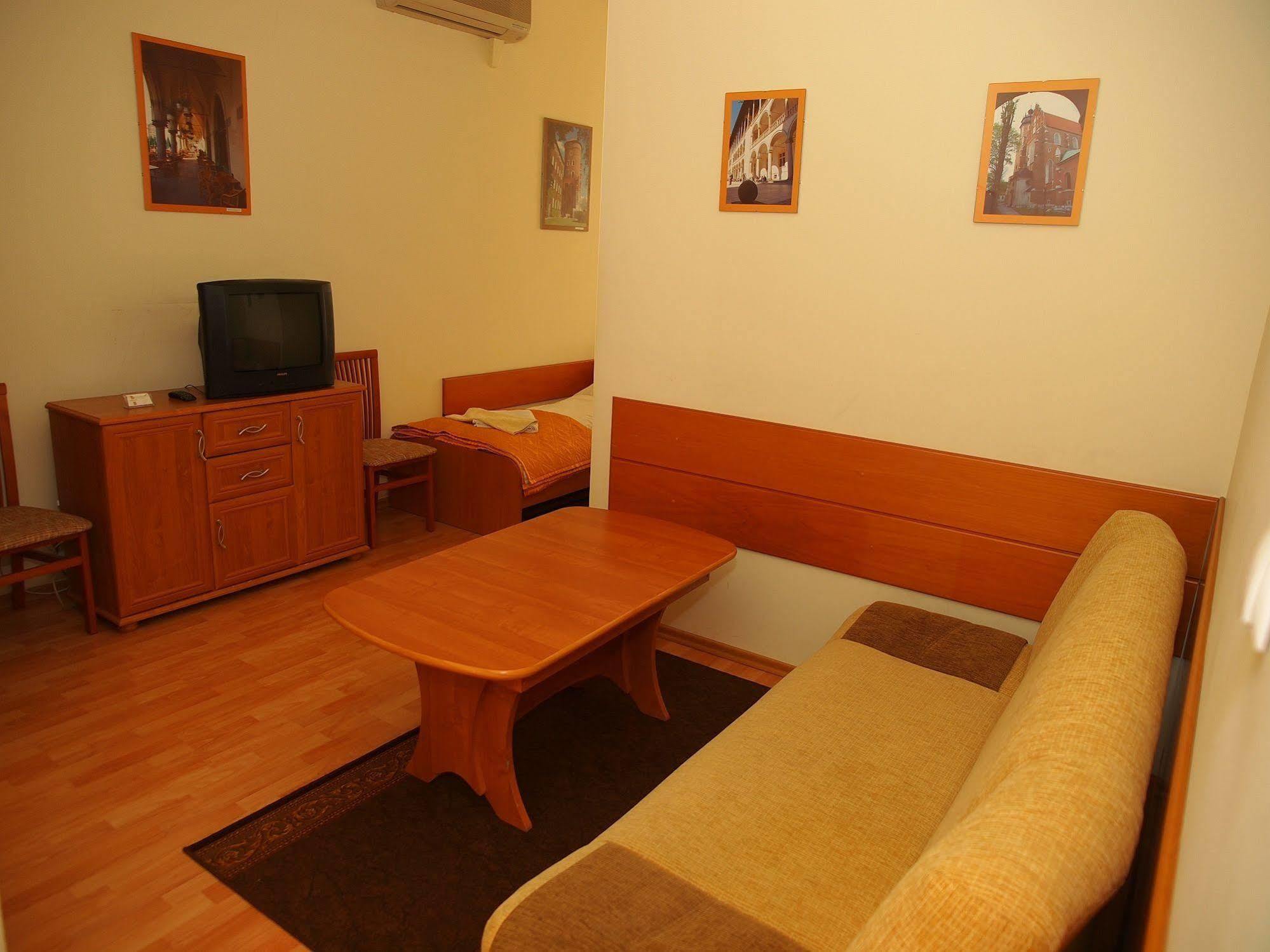Golden Lion Guest Szewska 19 Hotel apartamentowy Kraków