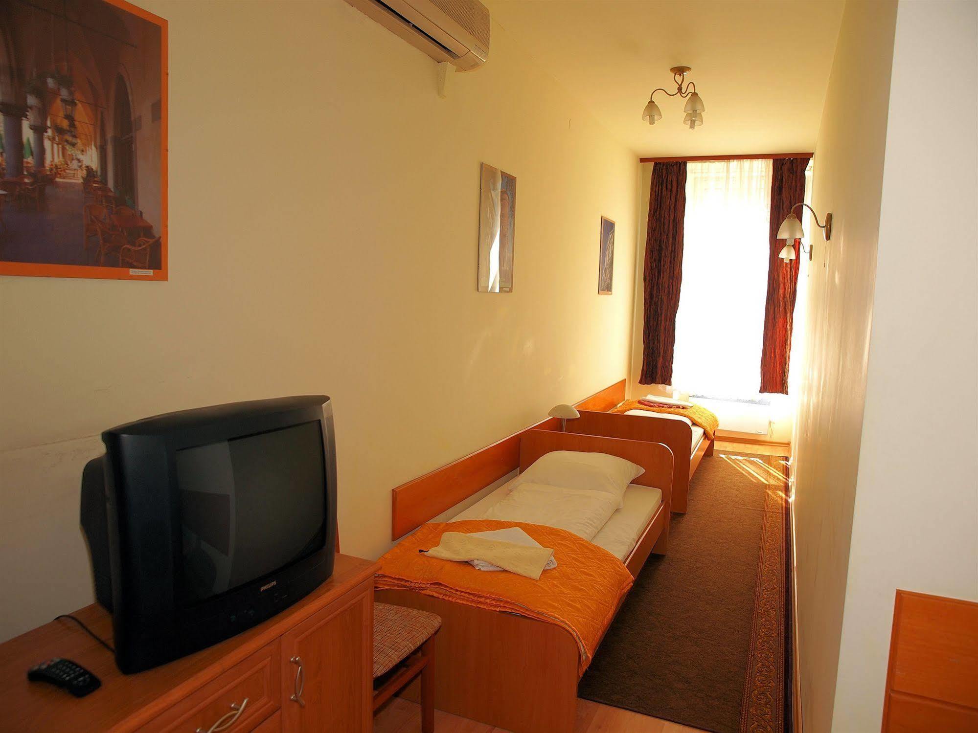 Golden Lion Guest Szewska 19 Kraków